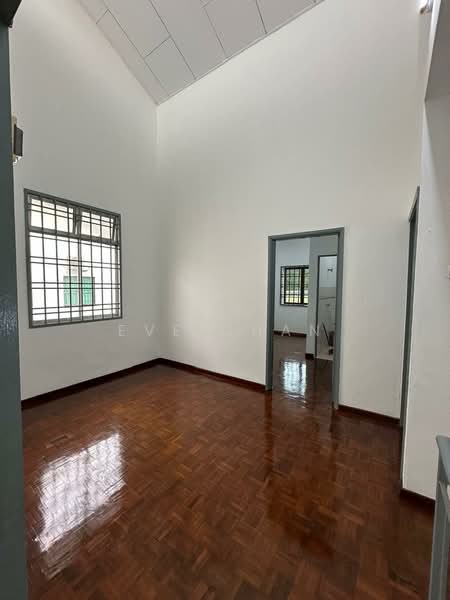 2-storey Terraced House for Rent in Ulu Tiram (Johor) - Eve Chan - Bedroom - PropertyGuru.com.my