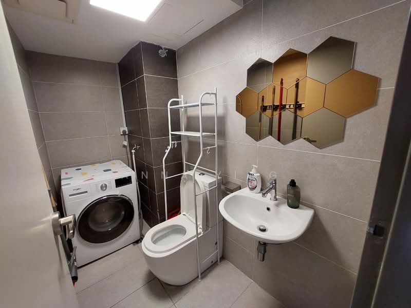 Servis Apartment untuk Dijual di Pinnacle Petaling Jaya - Anna Ying - Bathroom - PropertyGuru.com.my