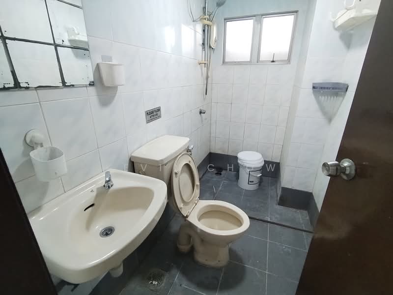 Condominium for Sale at Endah Ria - Kevin Chow - Bathroom - PropertyGuru.com.my