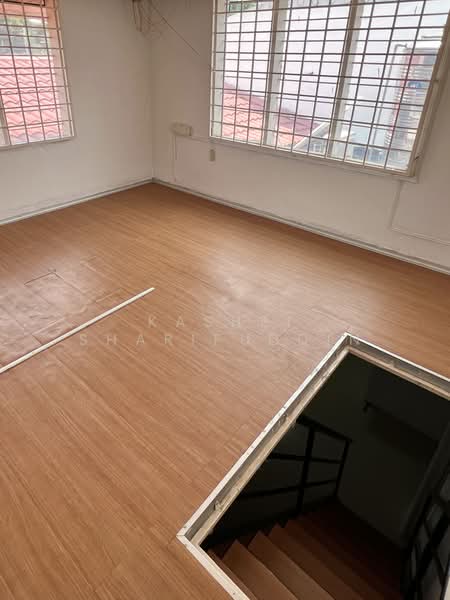 1-storey Terraced House for Sale in Ampang Jaya (Ampang) - Kashfi Sharifuddin - Interior - PropertyGuru.com.my