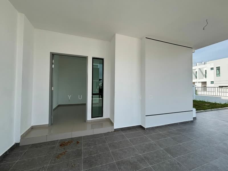 Rumah Kluster untuk Dijual di Taman Daya (Johor Bahru) - Yuki Fong - Entrance - PropertyGuru.com.my