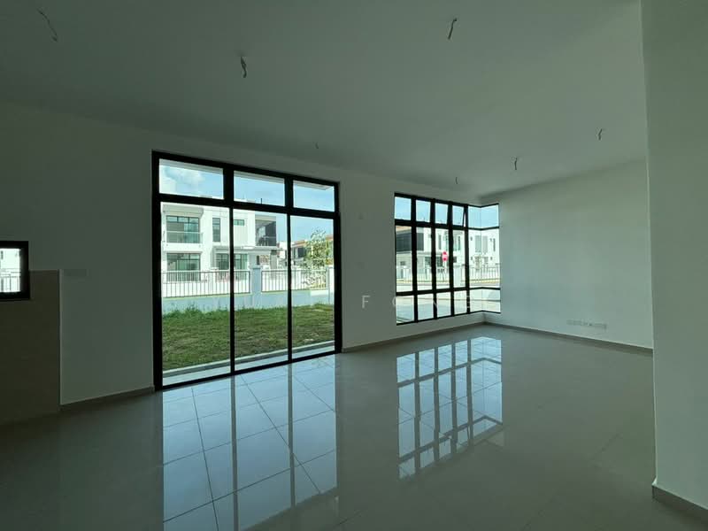 Rumah Kluster untuk Dijual di Taman Daya (Johor Bahru) - Yuki Fong - Living Room - PropertyGuru.com.my