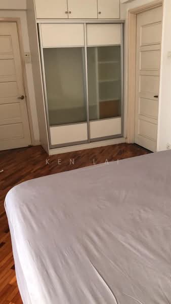 Kondominium untuk Dijual di Pantai Panorama Condominiums - Ken Lai - Bedroom - PropertyGuru.com.my