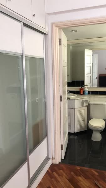 Kondominium untuk Dijual di Pantai Panorama Condominiums - Ken Lai - Bathroom - PropertyGuru.com.my
