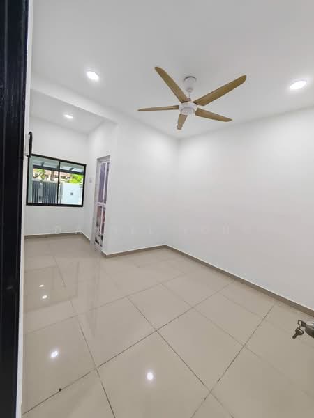 1-storey Terraced House for Sale in Taman Puteri Wangsa (Ulu Tiram) - Daniel Yong - Interior - PropertyGuru.com.my