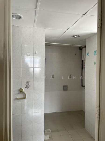 Kondominium untuk Disewa di Desa Kiara - Ooi Fa Ling - Bathroom - PropertyGuru.com.my