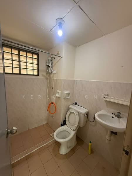 Pangsapuri untuk Dijual di SD Apartments - Keric Khong - Bathroom - PropertyGuru.com.my