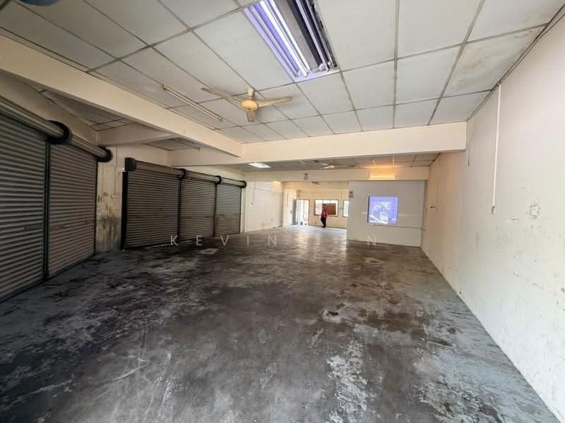 Factory for Rent in Puchong (Selangor) - Kevin Tan - Interior - PropertyGuru.com.my