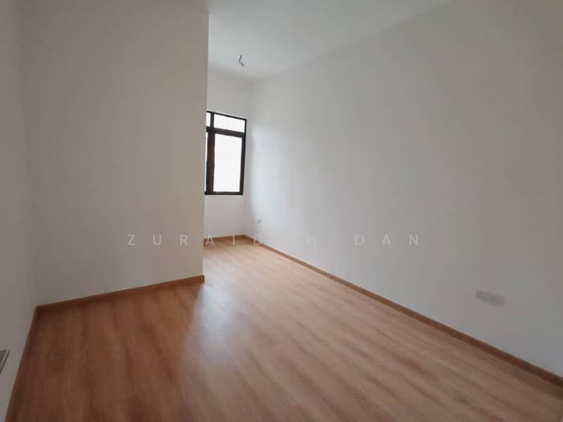 Rumah Teres 2 Tingkat untuk Dijual di Bandar Tun Hussein Onn (Cheras) - Zuraidah Dan - Bedroom - PropertyGuru.com.my