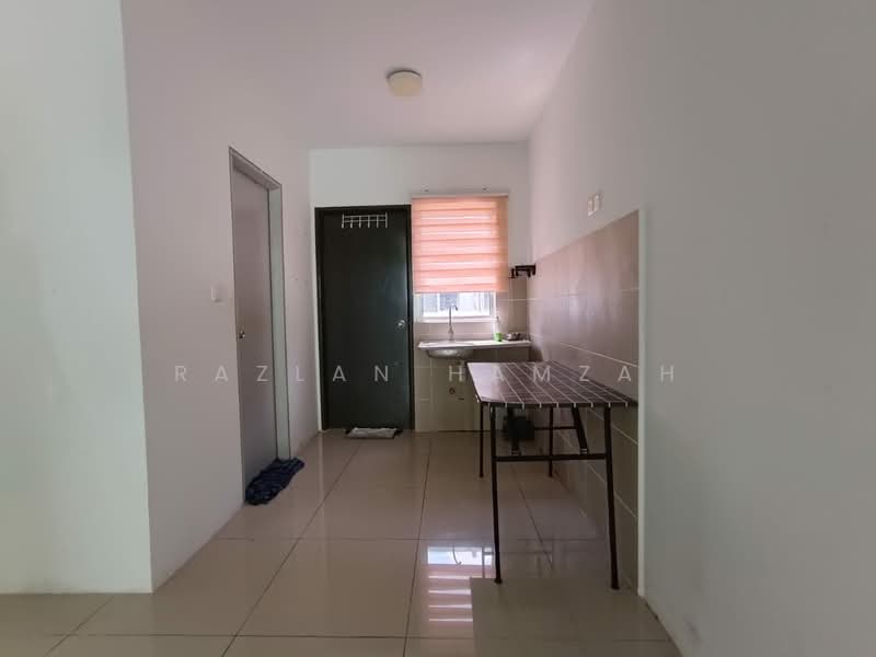 Rumah Teres 2-Tingkat untuk Disewa di Kuala Selangor (Selangor) - Razlan Hamzah - Kitchen - PropertyGuru.com.my