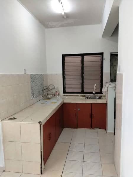 Apartment for Sale at Putra Ria Apartment - Wayne Yap - Kitchen - PropertyGuru.com.my