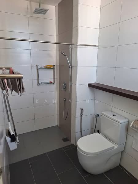 Kondominium untuk Disewa di Mont Residence - Kah Yang - Bathroom - PropertyGuru.com.my