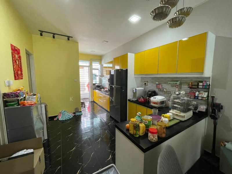 2-storey Terraced House for Sale in Lakeside Residences (Puchong) - Kevin Tan - Kitchen - PropertyGuru.com.my