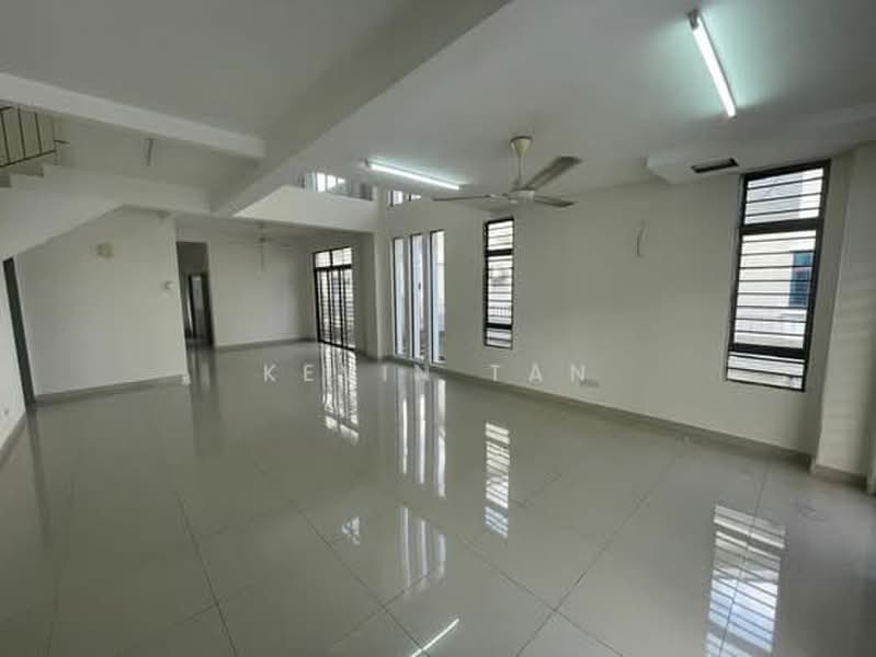 2-storey Terraced House for Sale in Lakeside Residences (Puchong) - Kevin Tan - Living Room - PropertyGuru.com.my