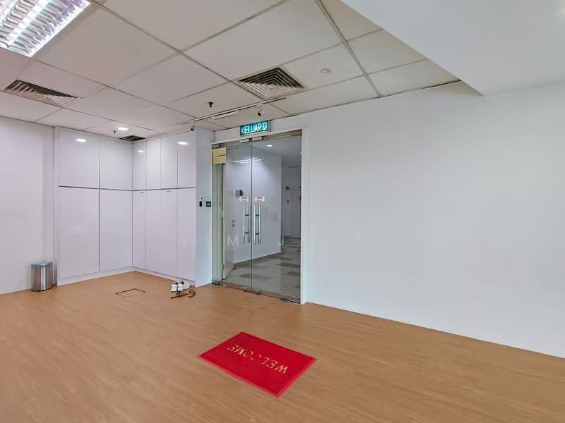 Retail Office for Rent in Bandar Bukit Tinggi 2 (Klang) - Lim Jeon - Entrance - PropertyGuru.com.my
