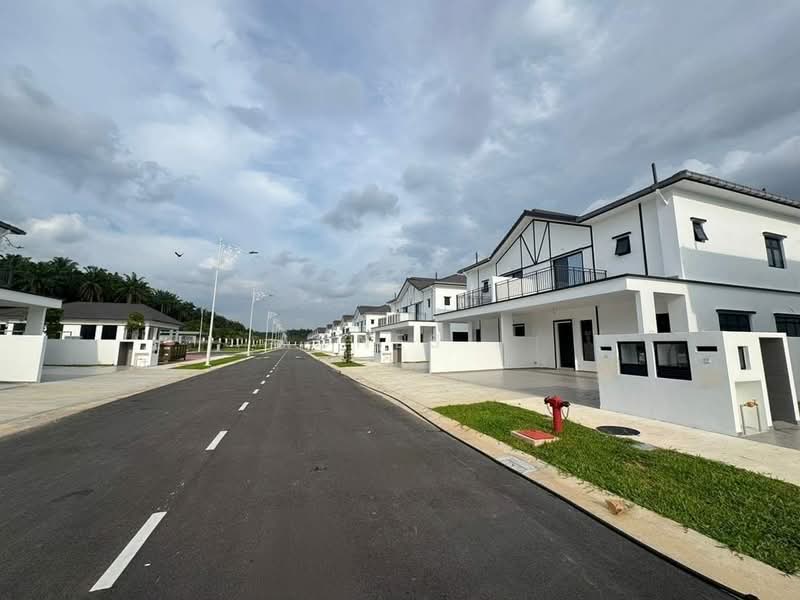 Cluster House for Sale in Taman Ekoflora (Johor Bahru) - Agnes . - PropertyGuru.com.my