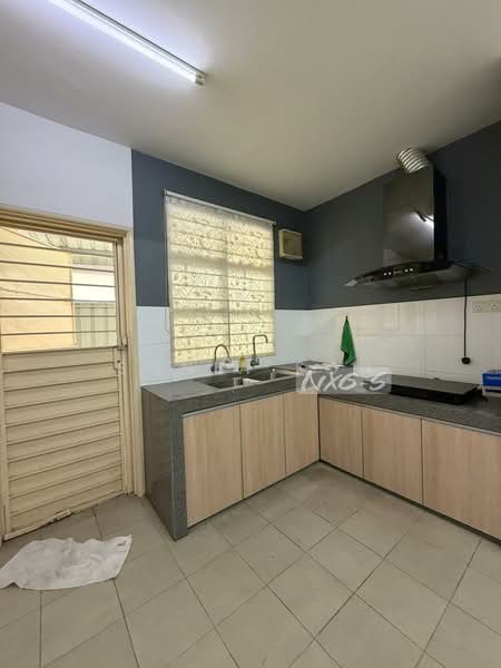 Rumah Teres untuk Dijual di Kemuning Utama (Shah Alam) - Sonia Soh - Kitchen - PropertyGuru.com.my