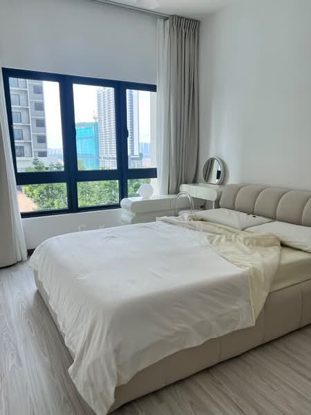 Kediaman Servis untuk Dijual di M Oscar - CK Chong - Bedroom - PropertyGuru.com.my