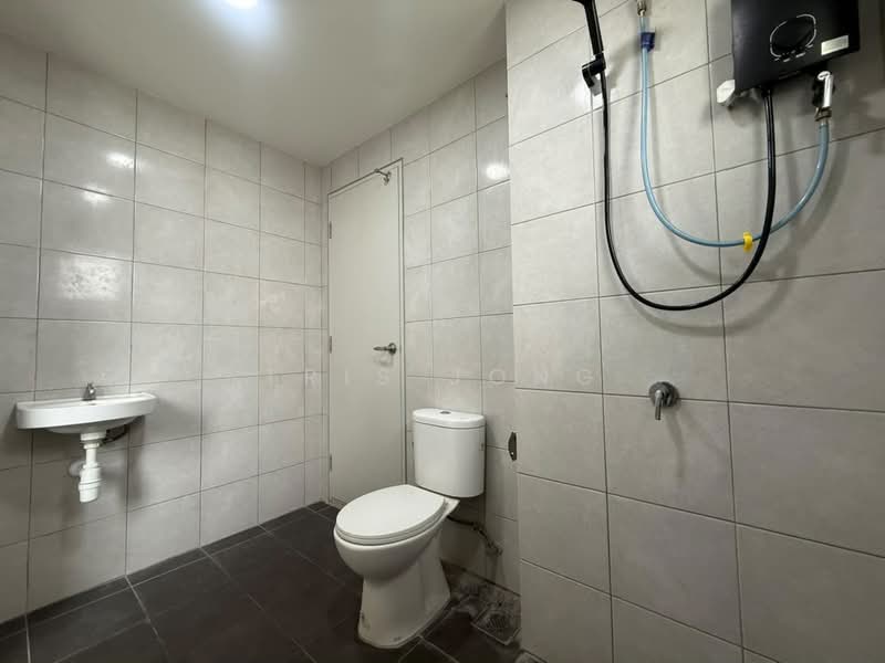 2-storey Terraced House for Rent in Taman Kundang Jaya (Rawang) - Tris Jong - Bathroom - PropertyGuru.com.my