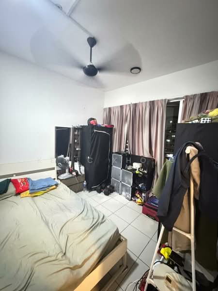 Kediaman Servis untuk Dijual di The Zizz @ Damansara North - Keric Khong - Bedroom - PropertyGuru.com.my