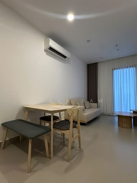 Servis Apartment untuk Disewa di SWNK Houze @ BBCC - Cogan Law - Living Room - PropertyGuru.com.my