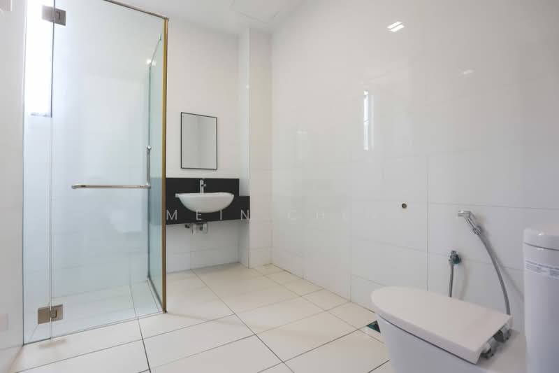 Rumah Banglo untuk Disewa di Sri Petaling (Kuala Lumpur) - Mein Chen - Bathroom - PropertyGuru.com.my