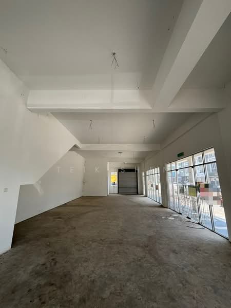 Shop / Office for Sale in Taman Cahaya Kota Puteri (Masai) - Teik Shen - Interior - PropertyGuru.com.my