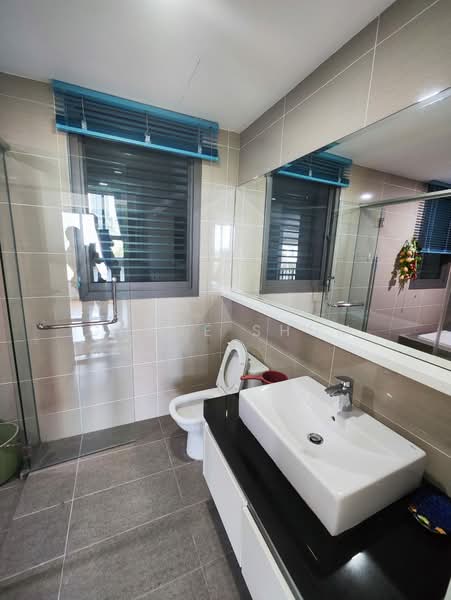Condominium for Rent at Iskandar Residences - Chloe Shum - Bathroom - PropertyGuru.com.my