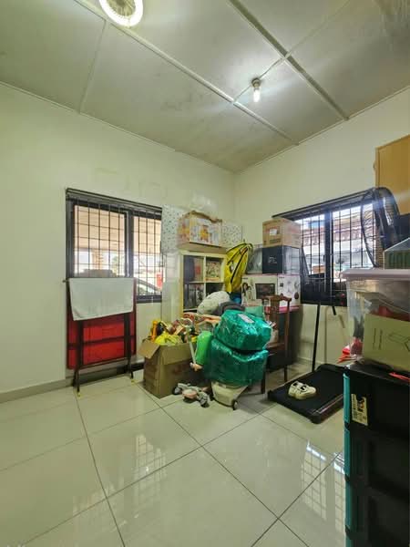 Semi-Detached House for Sale in Taman Abad (Johor Bahru) - Yik Tat - PropertyGuru.com.my