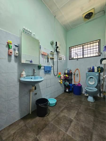 Semi-Detached House for Sale in Taman Abad (Johor Bahru) - Yik Tat - PropertyGuru.com.my