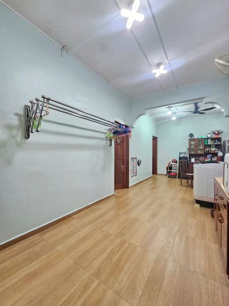Semi-Detached House for Sale in Taman Abad (Johor Bahru) - Yik Tat - PropertyGuru.com.my