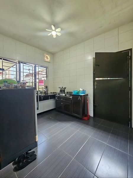 Semi-Detached House for Sale in Taman Abad (Johor Bahru) - Yik Tat - PropertyGuru.com.my