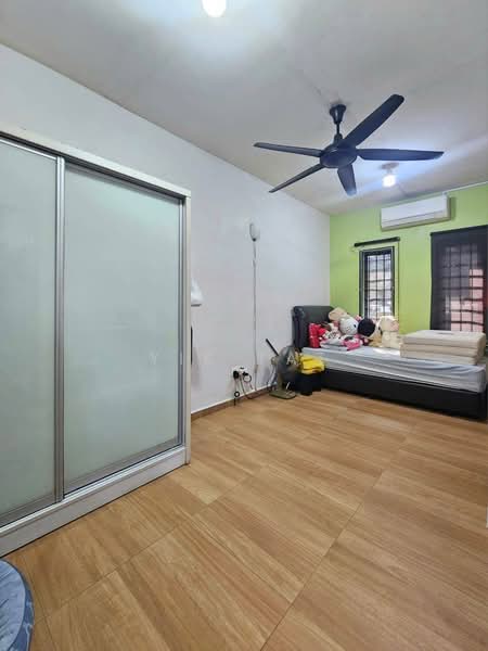 Semi-Detached House for Sale in Taman Abad (Johor Bahru) - Yik Tat - PropertyGuru.com.my