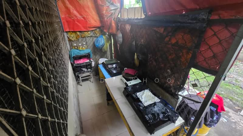 Rumah Teres untuk Dijual di Taman Kok Lian (Jalan Kuching) - Mandy Khoo - Kitchen - PropertyGuru.com.my