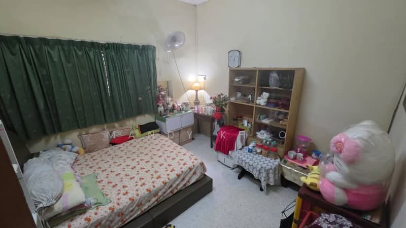 Rumah Teres untuk Dijual di Taman Kok Lian (Jalan Kuching) - Mandy Khoo - Bedroom - PropertyGuru.com.my