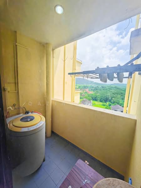 Condominium for Rent at Golf Vista Resort Homes - Qazin Khoo - Balcony - PropertyGuru.com.my