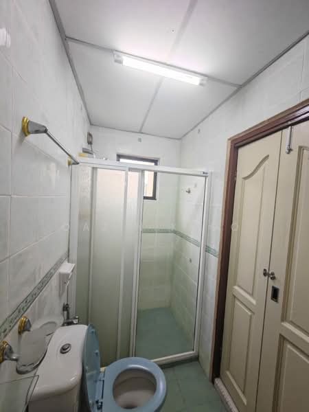 Condominium for Rent at Golf Vista Resort Homes - Qazin Khoo - Bathroom - PropertyGuru.com.my