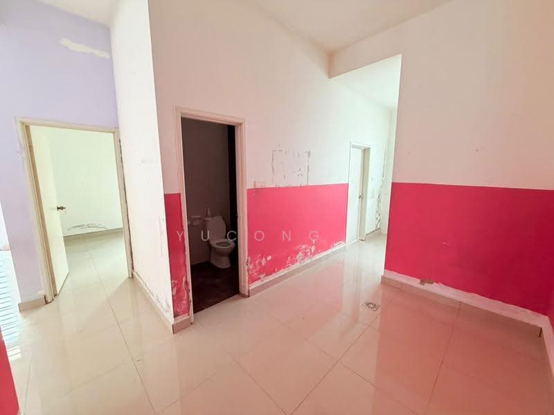 Rumah Teres 2-Tingkat untuk Dijual di Bandar Putra Kulai (Kulai) - Yucong . - Interior - PropertyGuru.com.my