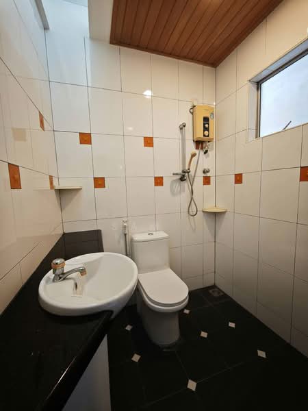 Kondominium untuk Disewa di Damaipuri - Sam . - Bathroom - PropertyGuru.com.my