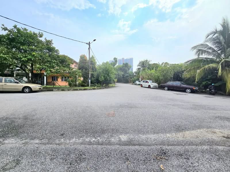 Rumah Teres 2-Tingkat untuk Dijual di Kota Damansara (Selangor) - Azrul Ismail - Exterior - PropertyGuru.com.my