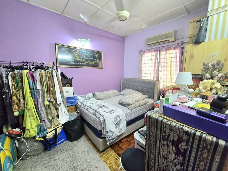 Rumah Teres 2-Tingkat untuk Dijual di Kota Damansara (Selangor) - Azrul Ismail - Bedroom - PropertyGuru.com.my