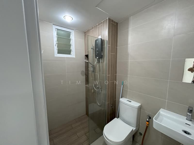 Servis Apartment untuk Disewa di RYAN & MIHO - Tim Wong - Bathroom - PropertyGuru.com.my