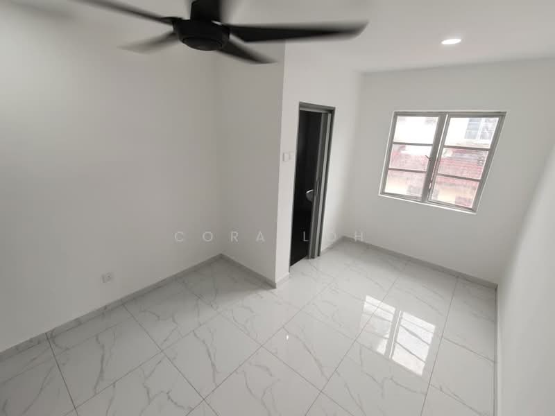 Rumah Teres 2-Tingkat untuk Dijual di Taman Pulai Indah (Johor Bahru) - Cora Loh - PropertyGuru.com.my