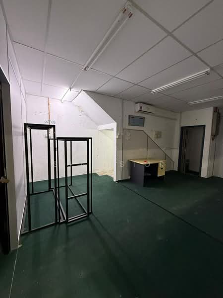 Factory for Rent in Taman Universiti (Skudai) - Suny Sior - Interior - PropertyGuru.com.my