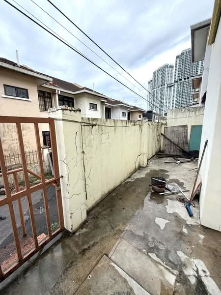 2-storey Terraced House for Sale in Taman Megah Ria (Masai) - Karl Lim - Exterior - PropertyGuru.com.my