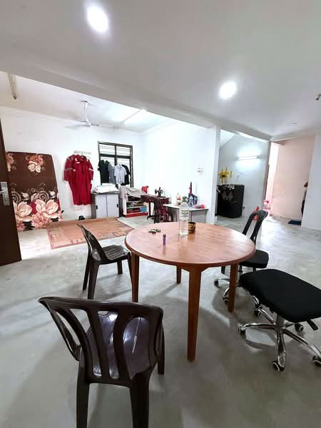 2-storey Terraced House for Sale in Taman Megah Ria (Masai) - Karl Lim - Living Room - PropertyGuru.com.my