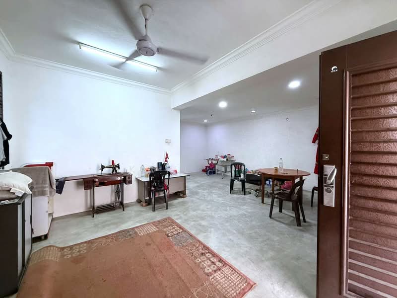 2-storey Terraced House for Sale in Taman Megah Ria (Masai) - Karl Lim - Interior - PropertyGuru.com.my
