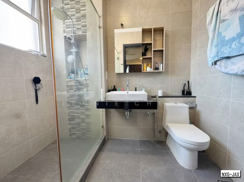 Rumah Berkembar untuk Dijual di Setia Eco Park (Setia Alam) - Jennie Chew - Bathroom - PropertyGuru.com.my