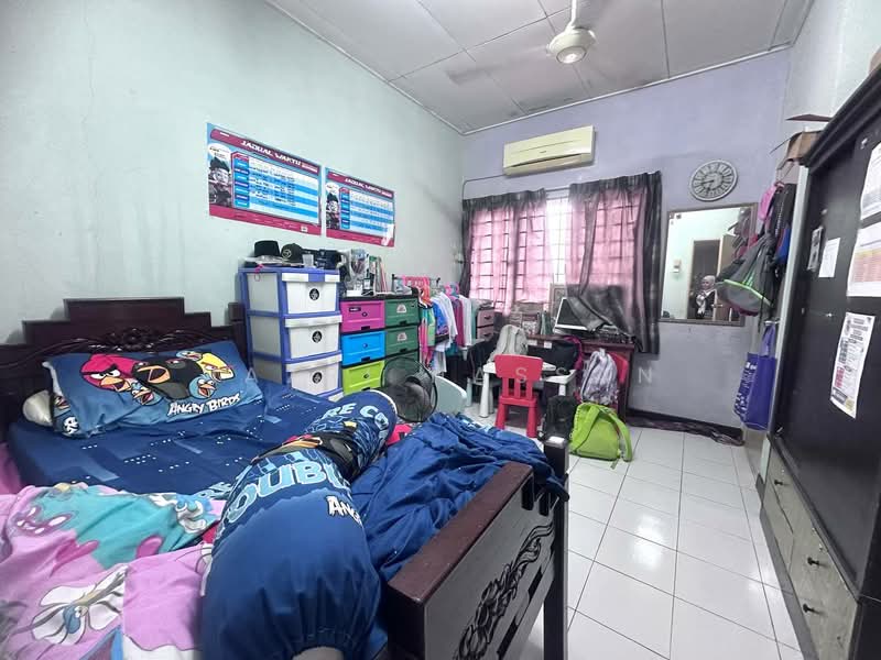 2-storey Terraced House for Sale in Desa Coalfields (Sungai Buloh) - Nazri Hassan - PropertyGuru.com.my