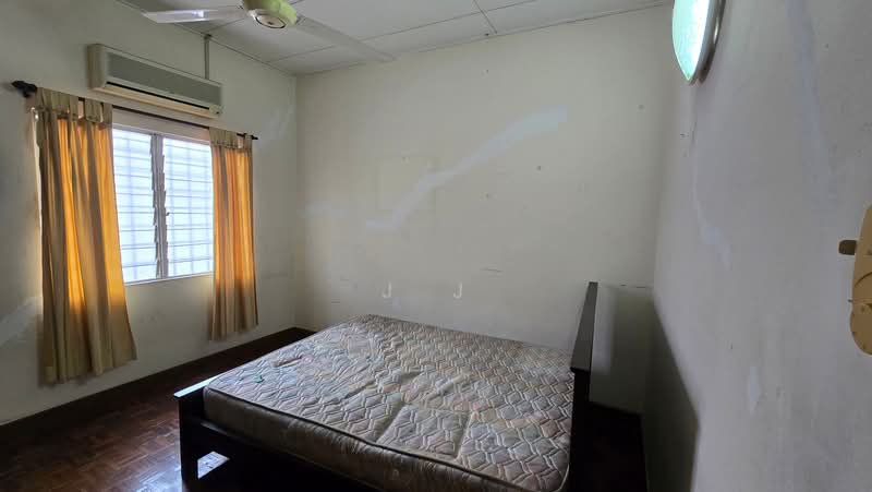 Rumah Teres untuk Dijual di Bukit Rimau (Shah Alam) - J J - PropertyGuru.com.my
